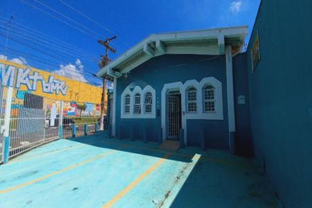 Casa à venda com 110m², 3 quartos e 3 vagas Casa à venda com 110m², 3 quartos e 3 vagasFachada do Prédio