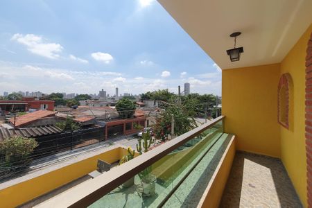 Casa à venda com 275m², 3 quartos e 2 vagasvaranda da suíte 1