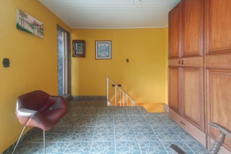 Casa à venda com 275m², 3 quartos e 2 vagasEdícula - sala