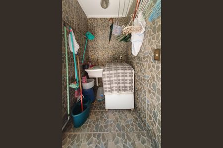 Casa à venda com 275m², 3 quartos e 2 vagasÁrea de Serviço