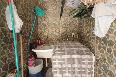 Casa à venda com 275m², 3 quartos e 2 vagasÁrea de Serviço