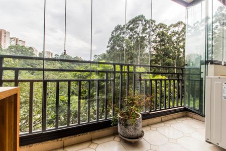 Apartamento à venda com 101m², 2 quartos e 2 vagas Apartamento à venda com 101m², 2 quartos e 2 vagasVaranda
