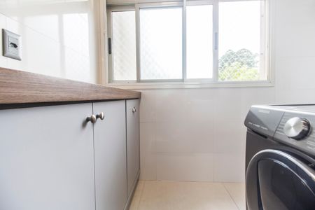 Apartamento à venda com 101m², 2 quartos e 2 vagas Apartamento à venda com 101m², 2 quartos e 2 vagasÁrea de Serviço