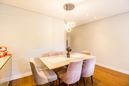 Apartamento à venda com 101m², 2 quartos e 2 vagas Apartamento à venda com 101m², 2 quartos e 2 vagasSala de Jantar