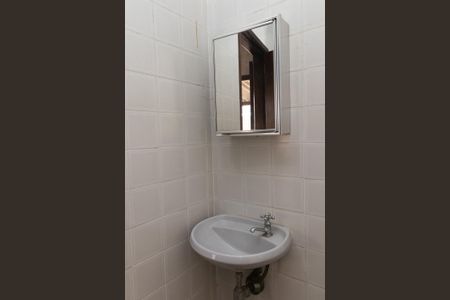 Casa à venda com 400m², 4 quartos e 5 vagasBanheiro 2