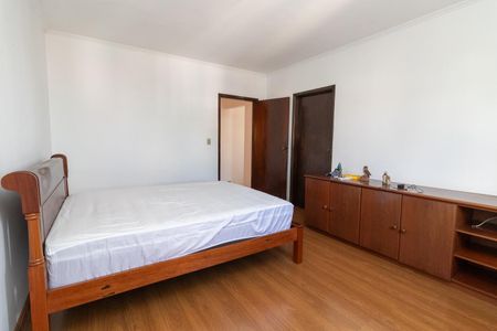 Casa à venda com 400m², 4 quartos e 5 vagasSuíte