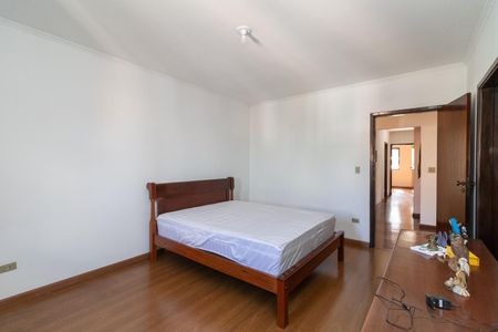 Casa à venda com 400m², 4 quartos e 5 vagasSuíte