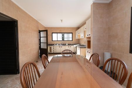 Casa à venda com 400m², 4 quartos e 5 vagasCozinha