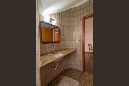 Casa à venda com 400m², 4 quartos e 5 vagasLavabo 2