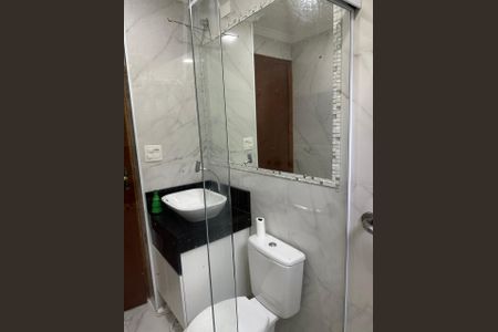 Apartamento à venda com 62m², 2 quartos e 1 vaga Apartamento à venda com 62m², 2 quartos e 1 vagaBanheiro