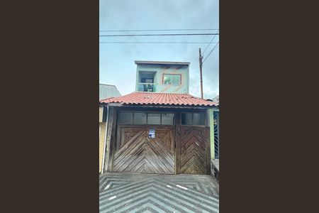 Casa à venda com 125m², 3 quartos e 6 vagas Casa à venda com 125m², 3 quartos e 6 vagasFachada e placa