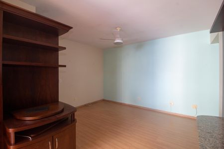 Apartamento à venda com 85m², 3 quartos e 2 vagas Apartamento à venda com 85m², 3 quartos e 2 vagasSala