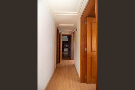 Apartamento à venda com 85m², 3 quartos e 2 vagas Apartamento à venda com 85m², 3 quartos e 2 vagasCorredor