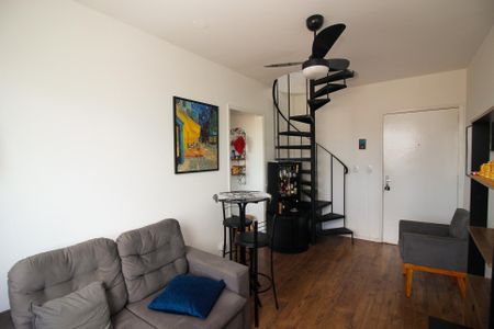 Apartamento para alugar com 93m², 2 quartos e 1 vaga Apartamento para alugar com 93m², 2 quartos e 1 vagaSala