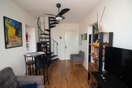 Apartamento para alugar com 93m², 2 quartos e 1 vaga Apartamento para alugar com 93m², 2 quartos e 1 vagaSala