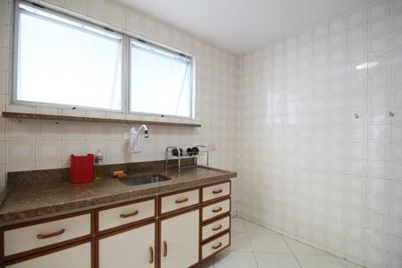 Casa à venda com 100m², 3 quartos e 2 vagasCozinha