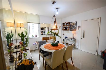 Apartamento à venda com 46m², 1 quarto e sem vagaSala