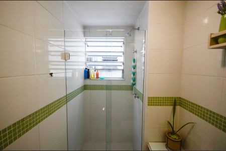 Apartamento à venda com 46m², 1 quarto e sem vagaBanheiro