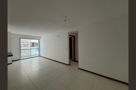 Apartamento à venda com 70m², 2 quartos e 1 vaga