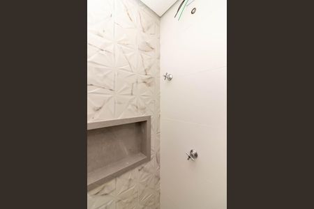 Apartamento à venda com 56m², 2 quartos e 1 vaga Apartamento à venda com 56m², 2 quartos e 1 vagaBanheiro