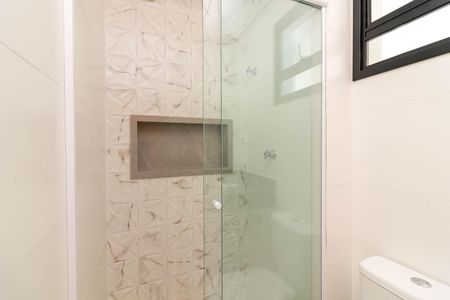 Apartamento à venda com 56m², 2 quartos e 1 vaga Apartamento à venda com 56m², 2 quartos e 1 vagaBanheiro