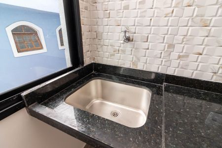 Apartamento à venda com 56m², 2 quartos e 1 vaga Apartamento à venda com 56m², 2 quartos e 1 vagaCozinha e Área de Serviço