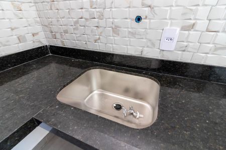 Apartamento à venda com 43m², 2 quartos e sem vaga Apartamento à venda com 43m², 2 quartos e sem vagaCozinha e Área de Serviço