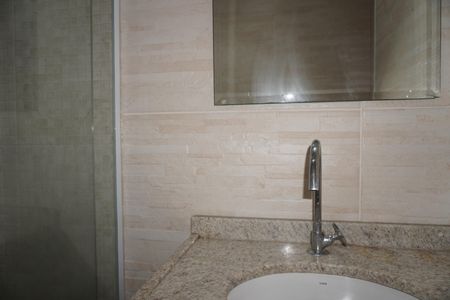 Apartamento à venda com 71m², 2 quartos e sem vagaBanheiro do Quarto 2
