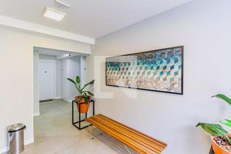 Apartamento à venda com 43m², 2 quartos e sem vaga Apartamento à venda com 43m², 2 quartos e sem vagaHall Social Bloco