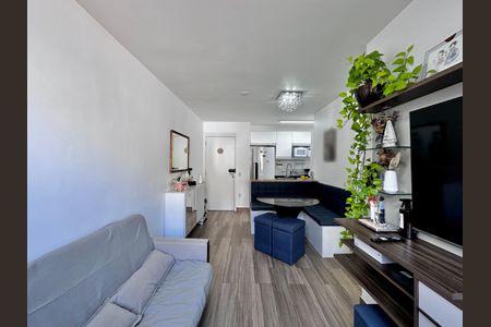 Apartamento à venda com 43m², 2 quartos e sem vaga Apartamento à venda com 43m², 2 quartos e sem vagaSala