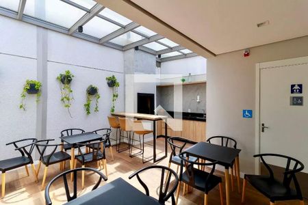 Apartamento à venda com 43m², 2 quartos e sem vaga Apartamento à venda com 43m², 2 quartos e sem vagaChurrasqueira
