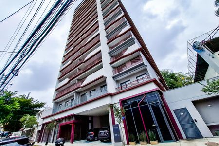 Apartamento à venda com 33m², 1 quarto e sem vaga Apartamento à venda com 33m², 1 quarto e sem vagaFachada