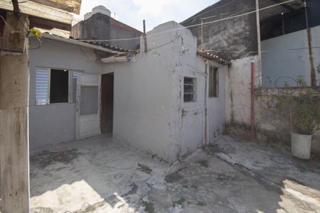 Casa à venda com 90m², 2 quartos e 3 vagas Casa à venda com 90m², 2 quartos e 3 vagasQuintal