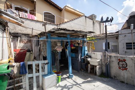 Casa à venda com 90m², 2 quartos e 3 vagas Casa à venda com 90m², 2 quartos e 3 vagasQuintal