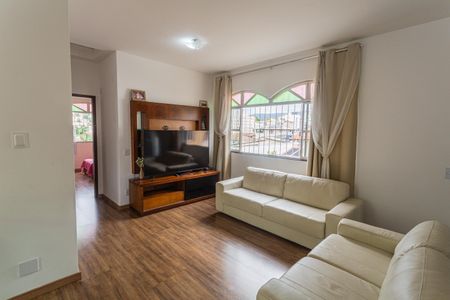 Casa à venda com 300m², 4 quartos e 4 vagasSala 3