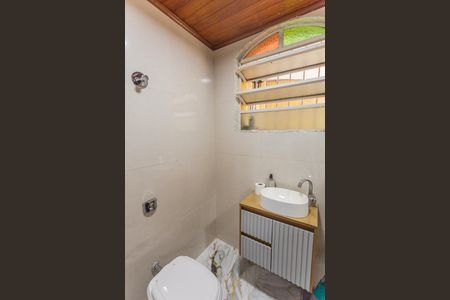 Casa à venda com 300m², 4 quartos e 4 vagasLavabo 