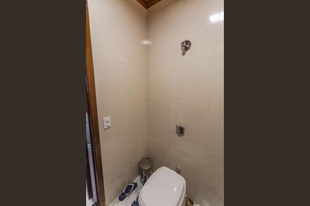 Casa à venda com 300m², 4 quartos e 4 vagasLavabo 