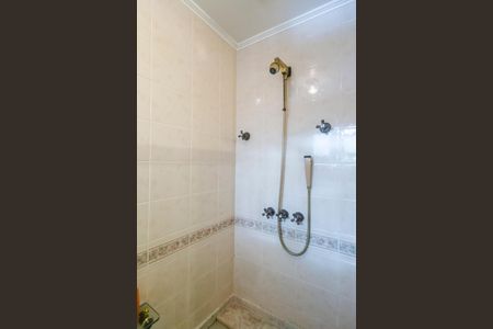 Casa de condomínio à venda com 503m², 4 quartos e 3 vagas Casa de condomínio à venda com 503m², 4 quartos e 3 vagasBanheiro Social