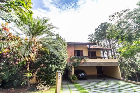 Casa de condomínio à venda com 503m², 4 quartos e 3 vagas Casa de condomínio à venda com 503m², 4 quartos e 3 vagasGaragem