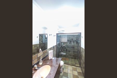 Casa de condomínio à venda com 503m², 4 quartos e 3 vagas Casa de condomínio à venda com 503m², 4 quartos e 3 vagasBanheiro - Casa 2