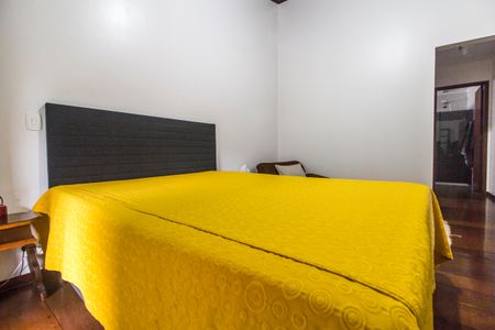 Casa de condomínio à venda com 503m², 4 quartos e 3 vagas Casa de condomínio à venda com 503m², 4 quartos e 3 vagasSuíte 1