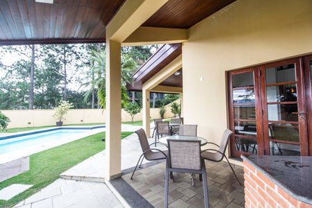 Casa de condomínio à venda com 503m², 4 quartos e 3 vagas Casa de condomínio à venda com 503m², 4 quartos e 3 vagasÁrea gourmet