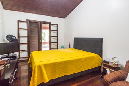 Casa de condomínio à venda com 503m², 4 quartos e 3 vagas Casa de condomínio à venda com 503m², 4 quartos e 3 vagasSuíte 1