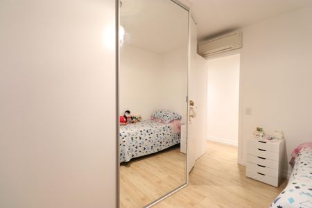 Apartamento à venda com 167m², 3 quartos e 2 vagasQuarto 2