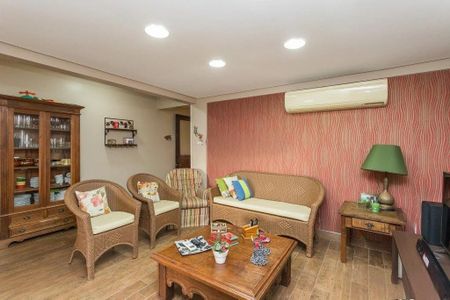 Casa à venda com 344m², 4 quartos e 3 vagasSala