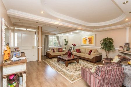 Casa à venda com 344m², 4 quartos e 3 vagasSala