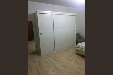 Casa à venda com 112m², 2 quartos e sem vaga