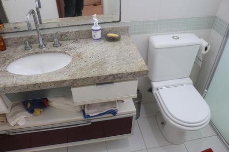 Apartamento à venda com 92m², 3 quartos e 2 vagasBanheiro da Suíte 1