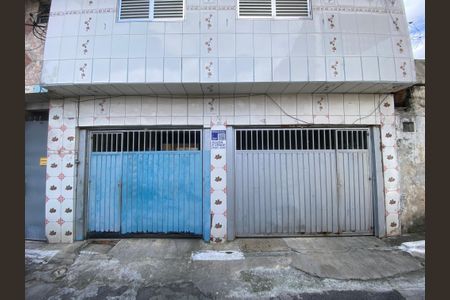 Apartamento à venda com 140m², 8 quartos e 2 vagas Apartamento à venda com 140m², 8 quartos e 2 vagasFachada