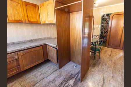 Apartamento à venda com 165m², 3 quartos e 2 vagas Apartamento à venda com 165m², 3 quartos e 2 vagasCozinha